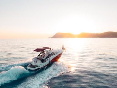 7 Common Mistakes to Avoid When Picking a Boat Rental